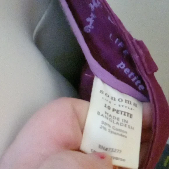 Purple petite capris/shorts - Picture 3 of 4